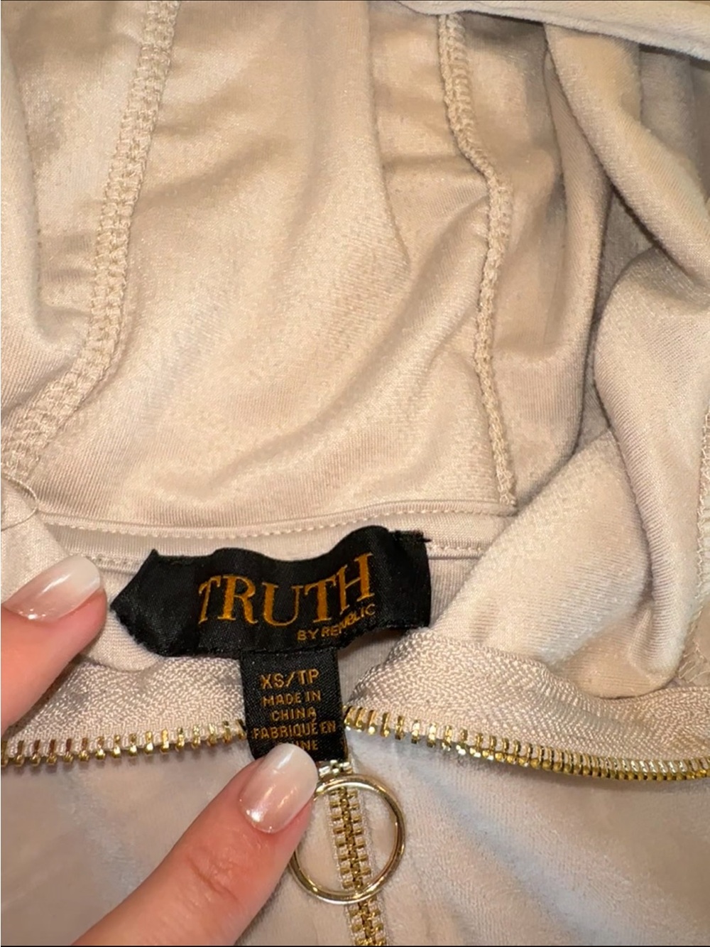 NWOT Womens Cream Velvet Lounge Set - Picture 4 of 6